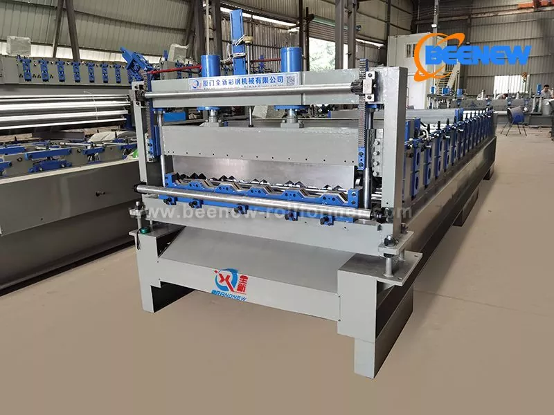 Metal Deck Roll Forming Machine